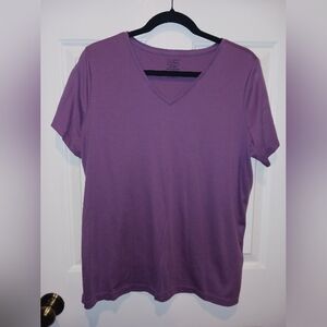 L L Bean Lavender Short Sleeve V-Neck Top